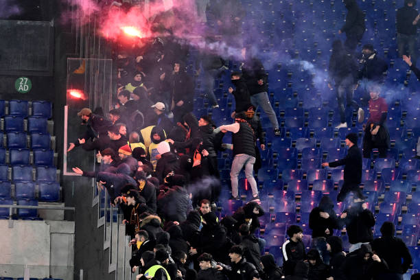 她的成功背 她的成功背